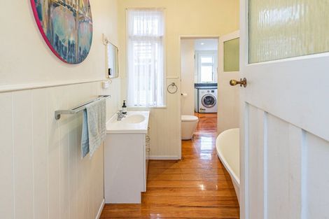 Photo of property in 20 College Street, College Estate, Whanganui, 4500