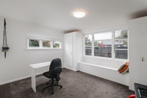 Photo of property in 37 Hawford Road, Opawa, Christchurch, 8023