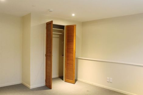 Photo of property in 2/4 Ross Avenue, Glenfield, Auckland, 0629