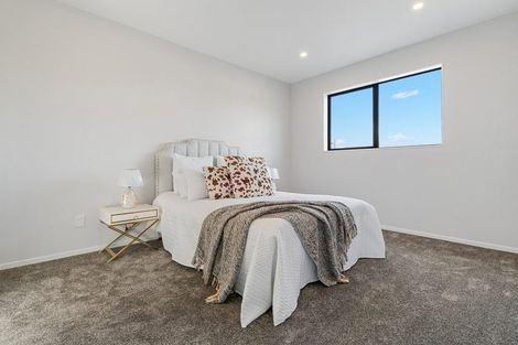 Photo of property in 73 Tributary Parade, Karaka, Papakura, 2113