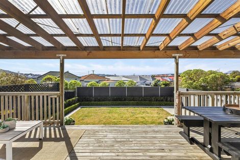 Photo of property in 3 Endeavour Street, Lyall Bay, Wellington, 6022