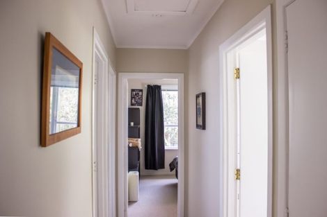 Photo of property in 1/22 Coroglen Avenue, Birkenhead, Auckland, 0626