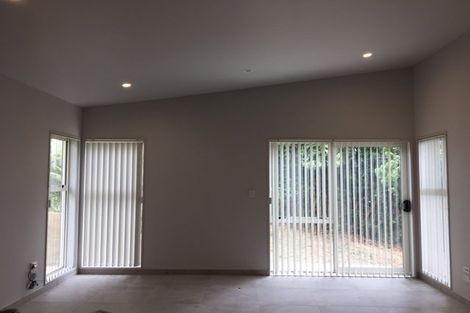 Photo of property in 34 Tamahere Drive, Glenfield, Auckland, 0629