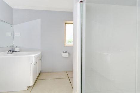 Photo of property in 70c Kayes Road, Pukekohe, 2120