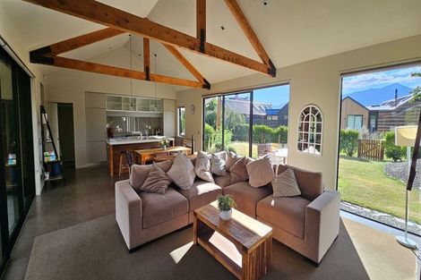Photo of property in 5 Glengarry Court, Jacks Point, Queenstown, 9371