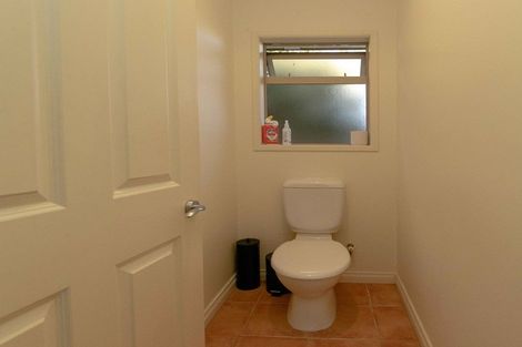 Photo of property in 52 Neeve Road, Taradale, Napier, 4112