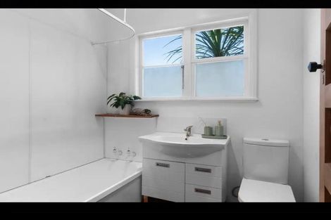Photo of property in 44 Jellicoe Drive, Hamilton East, Hamilton, 3216