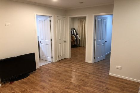 Photo of property in 33 Sirius Crescent, Rototuna North, Hamilton, 3210