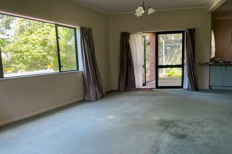 Photo of property in 223 Woodlands Park Road, Titirangi, Auckland, 0604