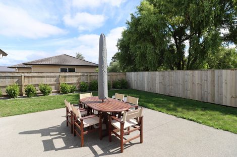 Photo of property in 60 Feist Street, Carterton, 5713