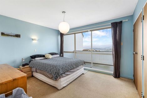 Photo of property in 13a Puketiro Avenue, Northland, Wellington, 6012