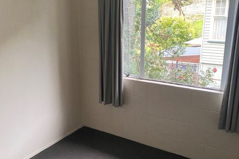 Photo of property in 4/2 Ruakiwi Road, Hamilton Lake, Hamilton, 3204