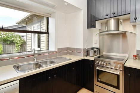 Photo of property in 30 Lindsay Street, St Albans, Christchurch, 8014