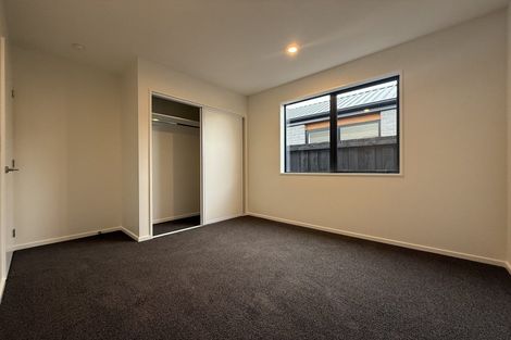 Photo of property in 2 Paradise Way, Halswell, 8025
