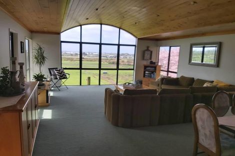 Photo of property in 52 Lee Road, Burbush, Hamilton, 3289