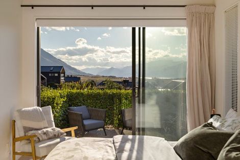 Photo of property in 13 Ellesmere Avenue, Jacks Point, Queenstown, 9371