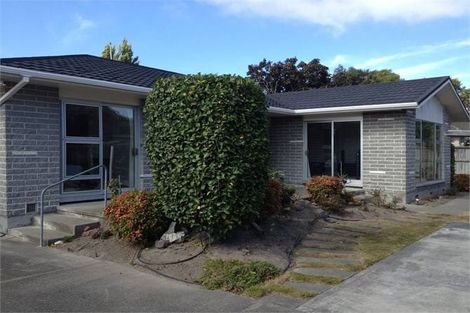 Photo of property in 141 Hamilton Avenue, Ilam, Christchurch, 8041