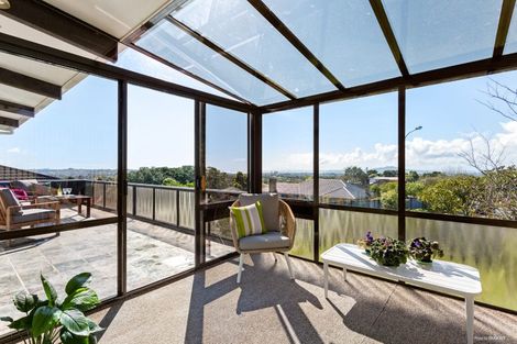 Photo of property in 18 Speedy Crescent, Hillcrest, Auckland, 0627