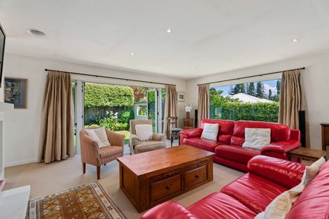 Photo of property in 12 Jessies Crescent, Wanaka, 9305