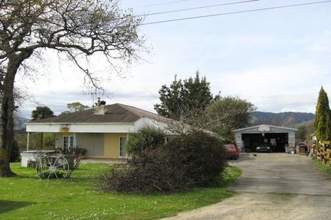 Photo of property in 6 Minnie Street, Shannon, 4821