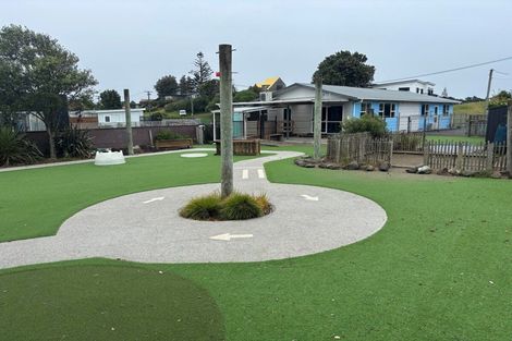 Photo of property in 12 Carthew Terrace, Foxton Beach, Foxton, 4815