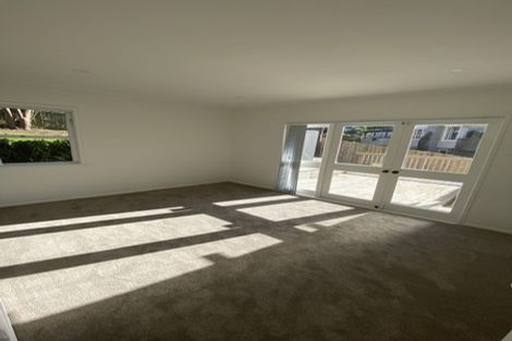 Photo of property in 106 Canongate Street, Birkdale, Auckland, 0626