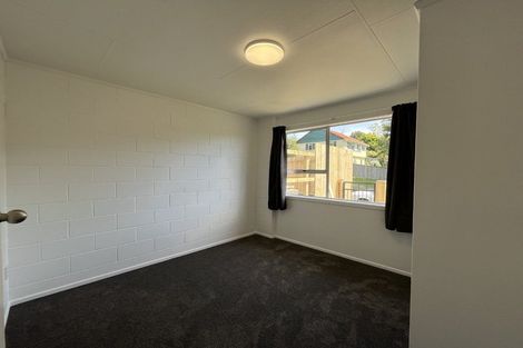 Photo of property in 89 Glenpark Avenue, Frankleigh Park, New Plymouth, 4310