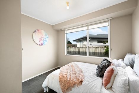 Photo of property in 67 Sandwich Road, St Andrews, Hamilton, 3200