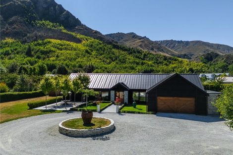 Photo of property in Butel Park, 15 Essex Avenue, Arrowtown, 9302
