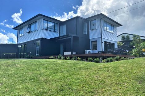 Photo of property in 7 Margan Avenue, New Lynn, Auckland, 0600