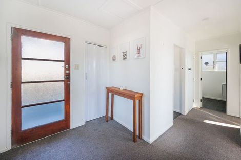 Photo of property in 2 Avon Terrace, Roslyn, Palmerston North, 4414