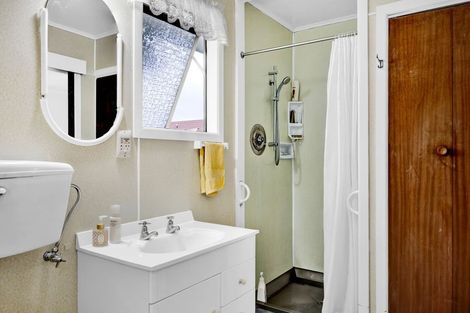 Photo of property in 7 Murray Avenue, Hawera, 4610