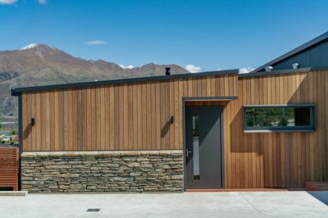 Photo of property in 87 Mills Road, Wanaka, 9305