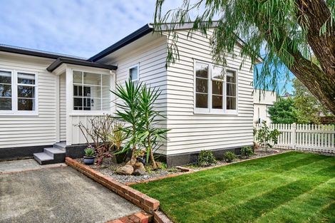 Photo of property in 10 Avon Street, Waterloo, Lower Hutt, 5011