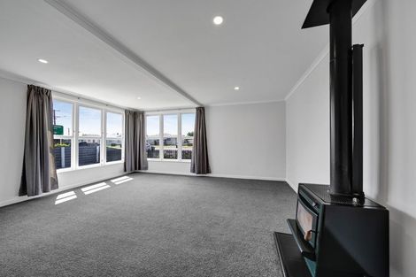 Photo of property in 275 South Road, Hawera, 4610