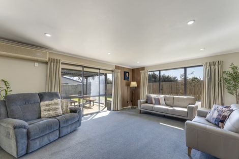 Photo of property in 16 Monaco View, Stoke, Nelson, 7011