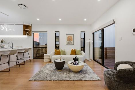 Photo of property in 19b Ervine Place, Bucklands Beach, Auckland, 2014