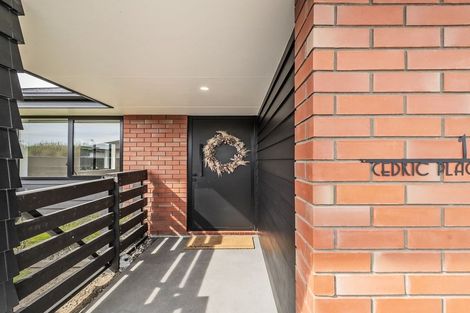 Photo of property in 15 Cedric Place, Darfield, 7510