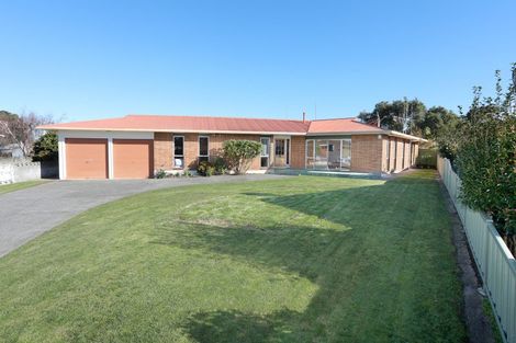 Photo of property in 9 Westwind Place, Feilding, 4702