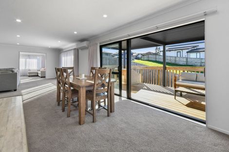 Photo of property in 28 Thomason Crescent, Pokeno, 2402