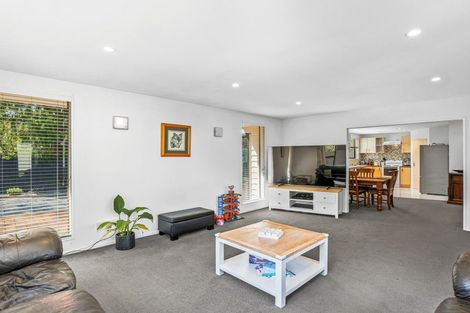 Photo of property in 100c Lake Terrace Road, Burwood, Christchurch, 8061
