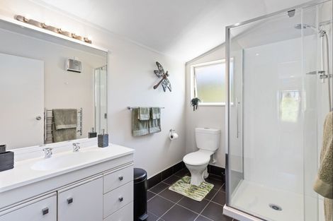 Photo of property in 13 Orewa Heights Crescent, Orewa, 0931