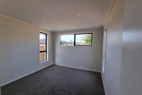 Photo of property in 7u4 Sare Crescent, Fairfield, Hamilton, 3214