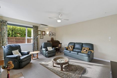 Photo of property in 51 Cutts Road, Russley, Christchurch, 8042