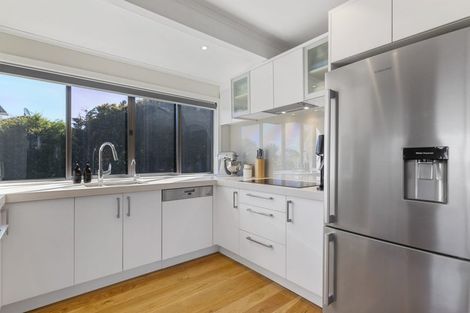 Photo of property in 133 Sandspit Road, Shelly Park, Auckland, 2014