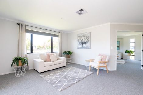 Photo of property in 39 Costello Drive, Ngatea, 3503