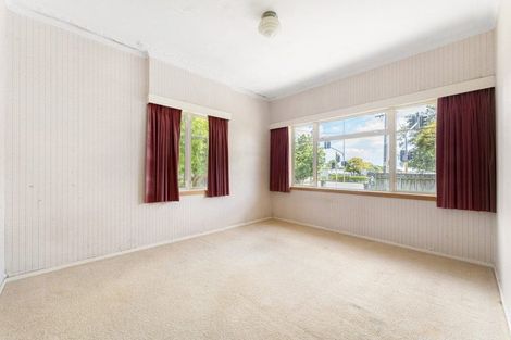 Photo of property in 277 Hobsonville Road, Hobsonville, Auckland, 0618