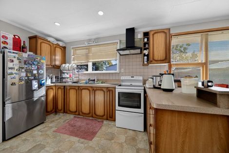 Photo of property in 77 Cutts Road, Russley, Christchurch, 8042