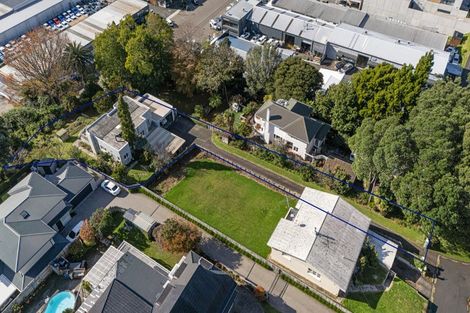 Photo of property in 97 Fourth Avenue, Tauranga, 3110