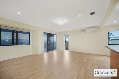 Photo of property in 22 Fruitvale Road, New Lynn, Auckland, 0600